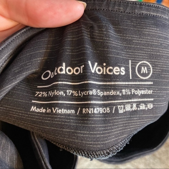 OUTDOOR Voices Move 3/4 Tech Sweat Leggings In Night - Picture 13 of 13